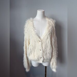 Storia Cream Teddy cardigan sweater